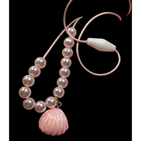 Pink Mermaidcore Iridescent Shell Pendant Beaded Necklace - Picture 3 of 6